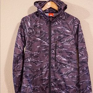 Nike Camouflage Hooded Jacket Small